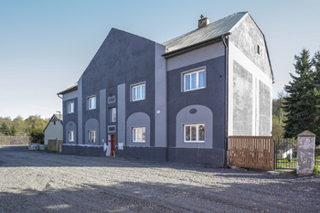 Prodej domu 270 m², Zabrušany