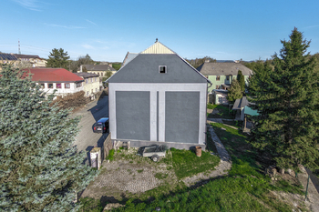 Prodej domu 270 m², Zabrušany