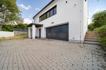 Prodej domu 167 m², Šumice