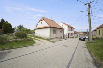 Prodej pozemku 826 m², Zbraslav
