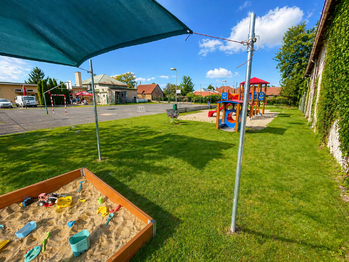 Dětské hřiště - Prodej bytu 4+kk v osobním vlastnictví 75 m², Křečhoř