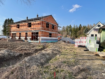 Rohový pozemek - Prodej domu 139 m², Struhařov