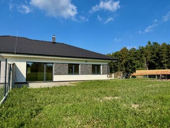 Kvalitní stavba bungalovu - Prodej domu 111 m², Struhařov