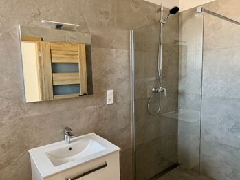 Kvalitní stavba bungalovu - Prodej domu 111 m², Struhařov
