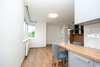 Pronájem bytu 1+kk v osobním vlastnictví 45 m², Praha 4 - Kunratice