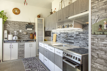 Prodej bytu 4+1 v osobním vlastnictví 81 m², Krhová