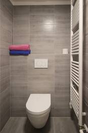 Koupelna - Pronájem bytu 1+kk v osobním vlastnictví 27 m², Pohořelice