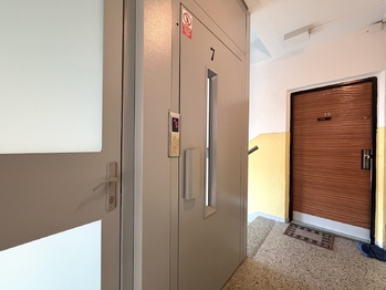 Prodej bytu 4+1 v osobním vlastnictví 77 m², Kadaň