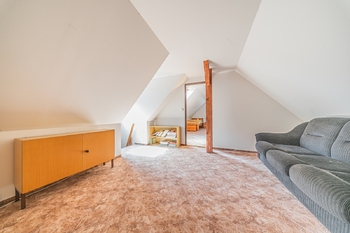 Prodej domu 363 m², Kamýk nad Vltavou