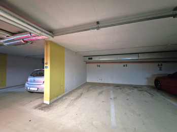 Pronájem garážového stání 13 m², Praha 5 - Stodůlky