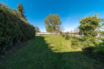 Prodej pozemku 982 m², Strachotín