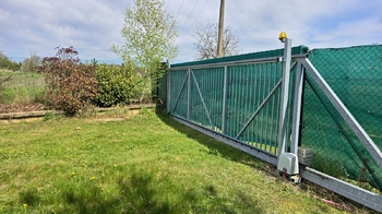 Prodej pozemku 1466 m², Okarec
