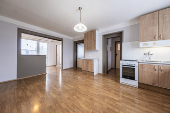 Prodej domu 200 m², Blatno