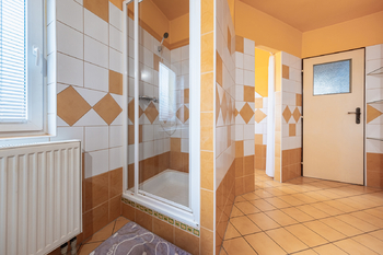 Prodej domu 200 m², Blatno