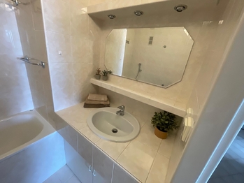 Pronájem bytu 3+kk v osobním vlastnictví 66 m², Praha 4 - Michle