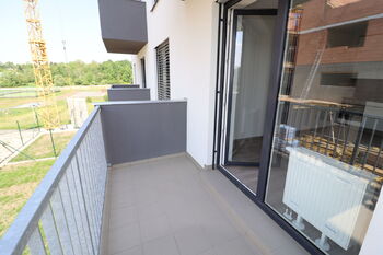 Pronájem bytu 1+kk v osobním vlastnictví 30 m², Praha 9 - Hloubětín