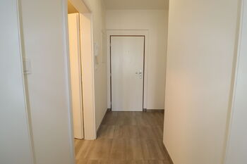 Pronájem bytu 1+kk v osobním vlastnictví 30 m², Praha 9 - Hloubětín