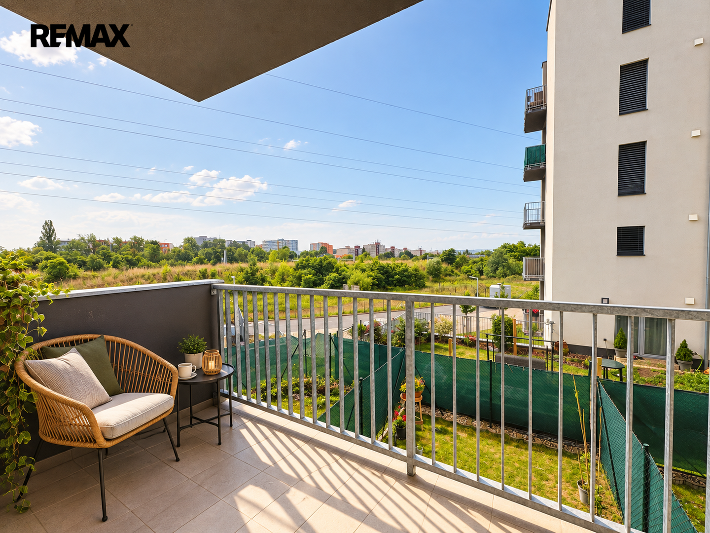 Pronájem bytu 1+kk v osobním vlastnictví 30 m², Praha 9 - Hloubětín, Praha – náhled fotky 4