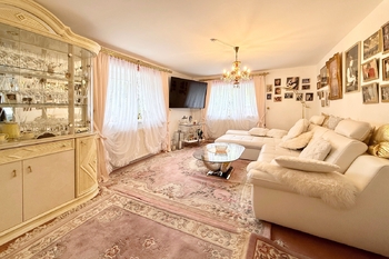 Prodej domu 320 m², Hřensko