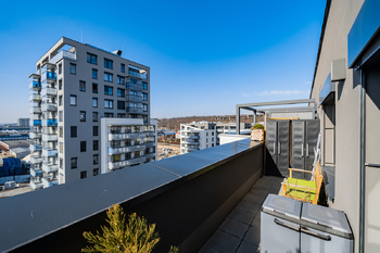 Prodej bytu 3+kk v osobním vlastnictví 78 m², Praha 9 - Hloubětín