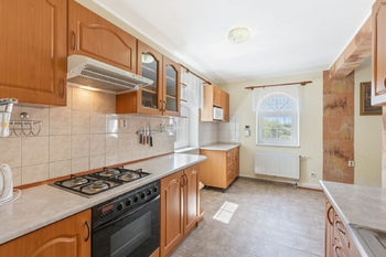 Interiér 1.NP - Prodej domu 144 m², Libiš