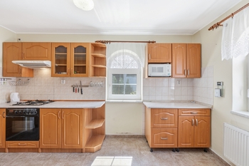 Interiér 1.NP - Prodej domu 144 m², Libiš