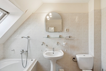 Interiér 2.NP - Prodej domu 144 m², Libiš