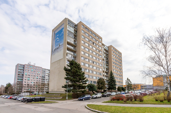 Prodej bytu 2+kk v osobním vlastnictví 45 m², Praha 10 - Horní Měcholupy