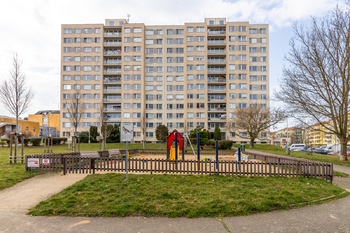 Prodej bytu 2+kk v osobním vlastnictví 45 m², Praha 10 - Horní Měcholupy