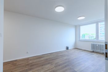 Prodej bytu 2+kk v osobním vlastnictví 45 m², Praha 10 - Horní Měcholupy