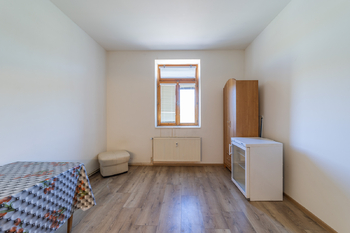 Pronájem bytu 1+kk 21 m², Mutkov