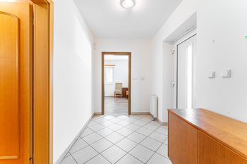 Pronájem domu 184 m², Malá Hraštice