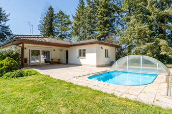 Pronájem domu 184 m², Malá Hraštice