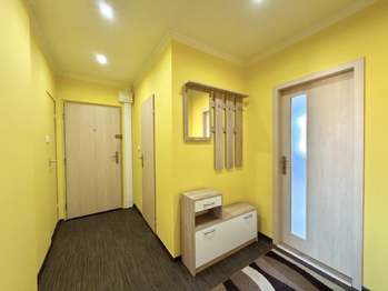 Prodej bytu 2+1 v osobním vlastnictví 60 m², Chomutov