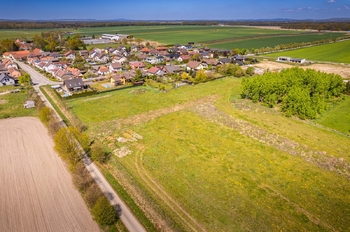 Prodej pozemku 801 m², Čejkovice