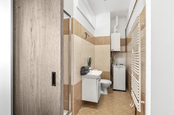 Prodej bytu 1+kk v osobním vlastnictví 43 m², Pardubice