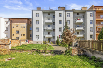 Prodej bytu 1+kk v osobním vlastnictví 43 m², Pardubice
