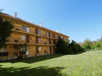 pohled na dum - Pronájem bytu 1+kk v osobním vlastnictví 27 m², Brno