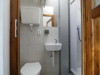 kouplena s WC a sprch.koutem - Pronájem bytu 1+kk v osobním vlastnictví 27 m², Brno