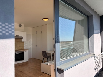 Pronájem bytu 1+kk v osobním vlastnictví 31 m², Praha 9 - Černý Most