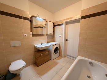 Pronájem bytu 1+kk v osobním vlastnictví 31 m², Praha 9 - Černý Most