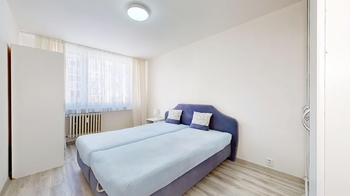 Ložnice - Prodej bytu 3+1 v osobním vlastnictví 75 m², Praha 9 - Černý Most