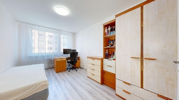 Ložnice - Prodej bytu 3+1 v osobním vlastnictví 75 m², Praha 9 - Černý Most