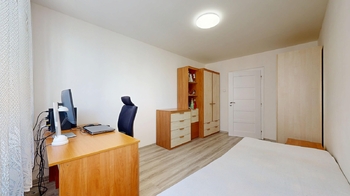 Ložnice - Prodej bytu 3+1 v osobním vlastnictví 75 m², Praha 9 - Černý Most