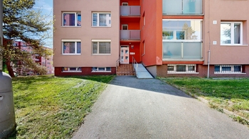 Dům - Prodej bytu 3+1 v osobním vlastnictví 75 m², Praha 9 - Černý Most