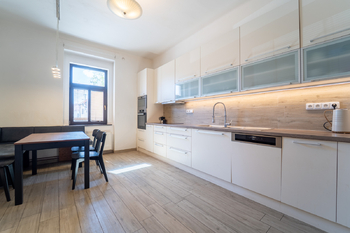 Prodej domu 220 m², Kostelec nad Černými lesy