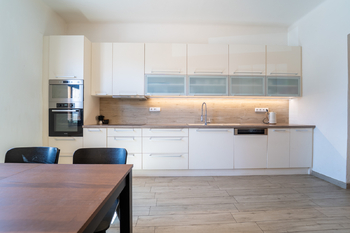 Prodej domu 220 m², Kostelec nad Černými lesy