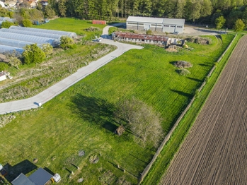 Prodej pozemku 988 m², Vykáň