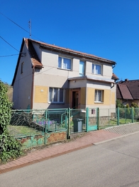 Prodej domu 255 m², Podlesí
