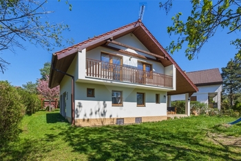 Prodej chaty / chalupy 150 m², Slapy